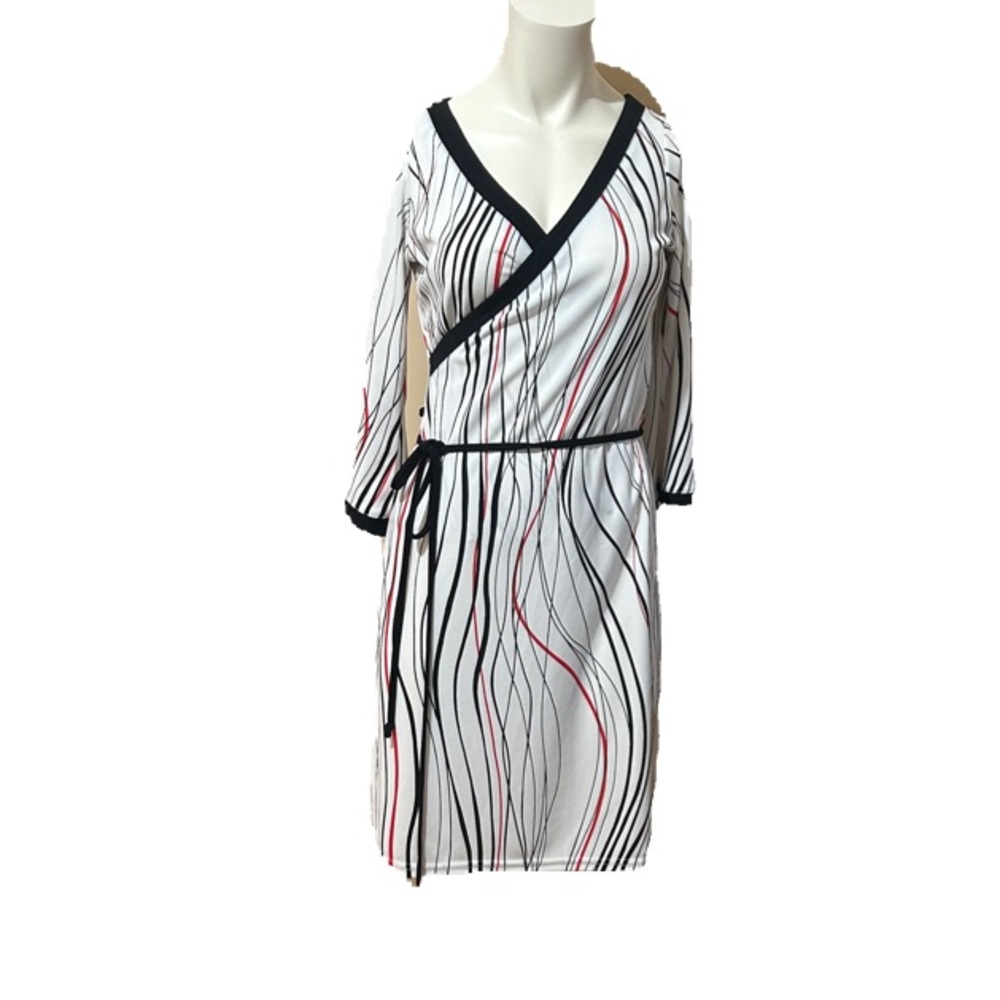 DAMZELS MIDI DRESS LONG SLEEVES V NECK TIE WAIST STRIPED DRESS IN SIZE SMALL